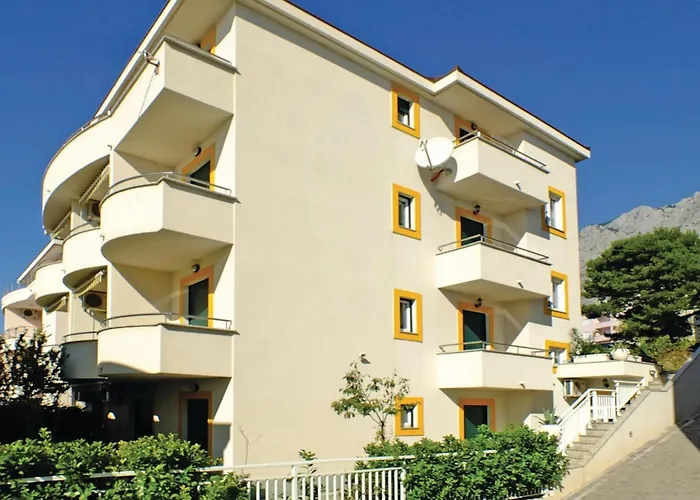 Apartman With Sea View 02 Makarska